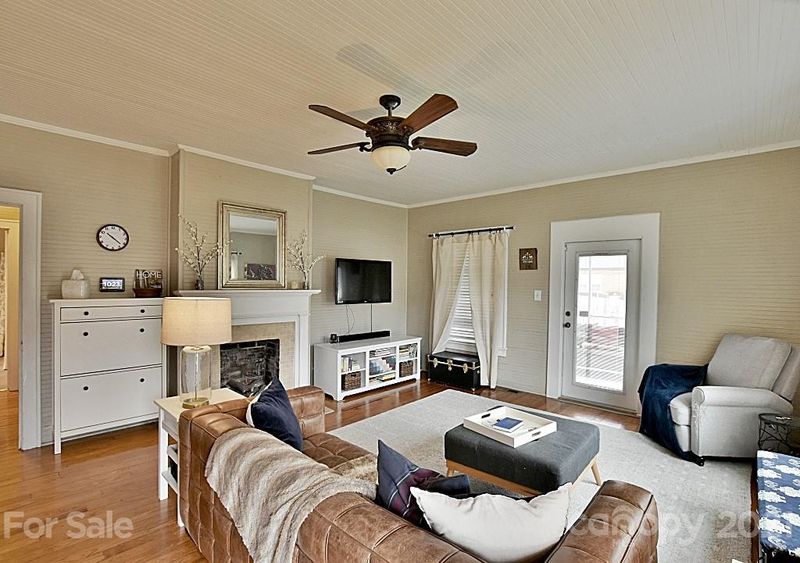 208 Park Dr, Fort Mill, SC 29715