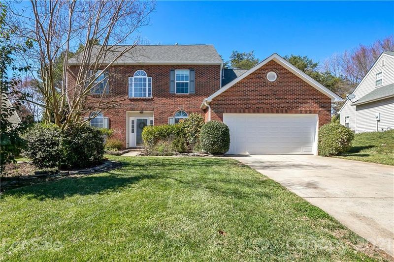 923 Knightsbridge Rd, Fort Mill, SC 29708