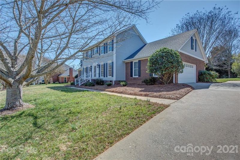 2707 Steeplechase Rd, Gastonia, NC 28056