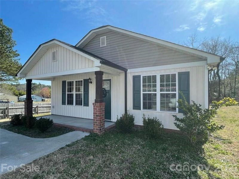 240 Cabarrus Ave E, Concord, NC 28025