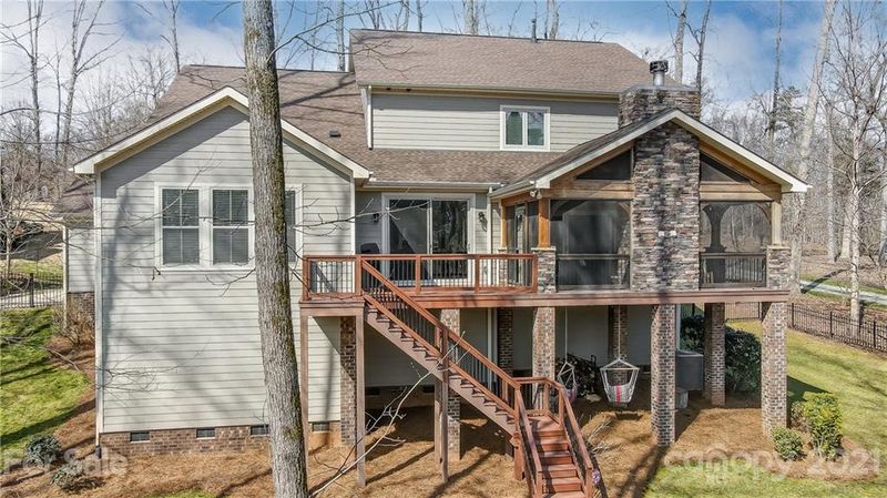 11726 Egrets Point Dr, Charlotte, NC 28278