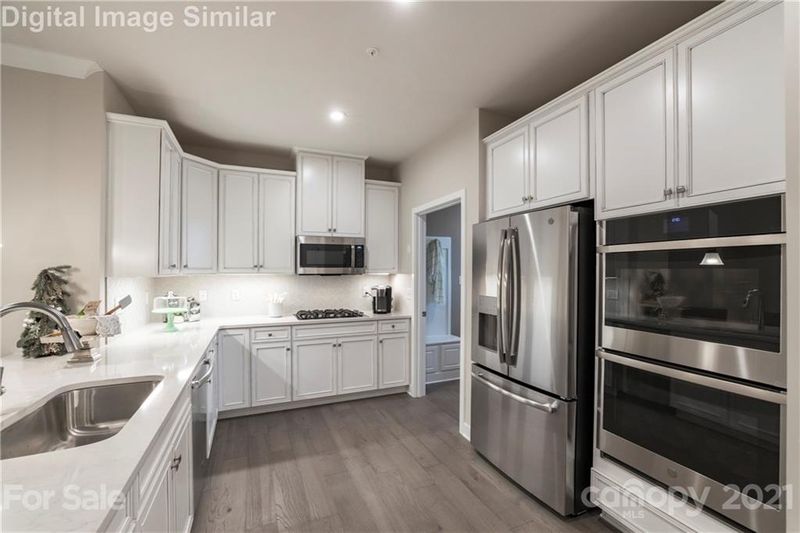 145-E Lanyard Dr #1012E, Mooresville, NC 28117