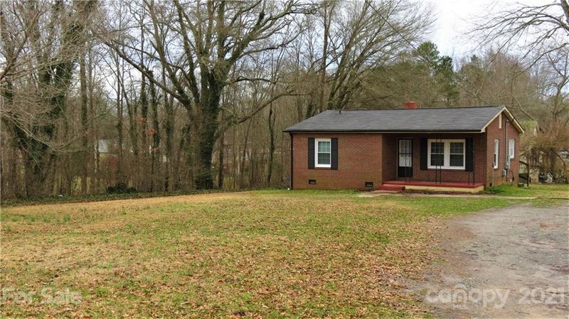 206 E Boston Ave, Bessemer City, NC 28016