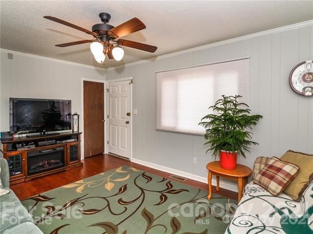 1146 Central Dr, Concord, NC 28027
