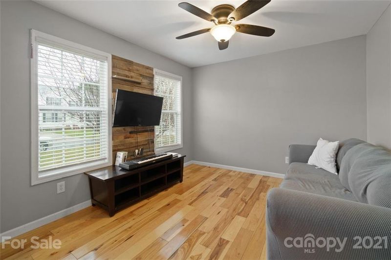 831 Saint Andrews Pl, Concord, NC 28025