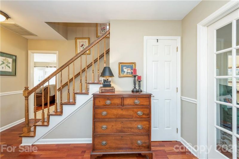 1409 Ashstead Ln, Matthews, NC 28105