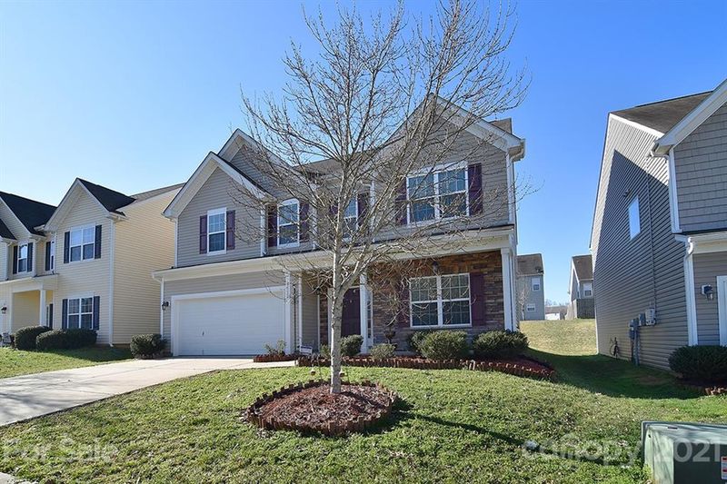 9522 Currier Rd, Charlotte, NC 28215