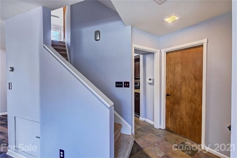 410 W 8th St #A, Charlotte, NC 28202