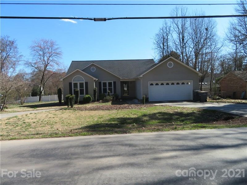 405 Walker St, Kannapolis, NC 28081