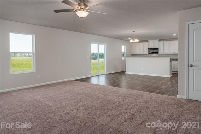 2353 Lanza Dr, Charlotte, NC 28215