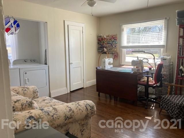 263 5th Ave SE, Hickory, NC 28602