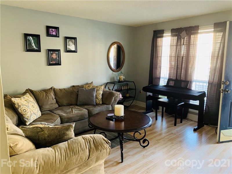 961 Surry Ln #D, Gastonia, NC 28054