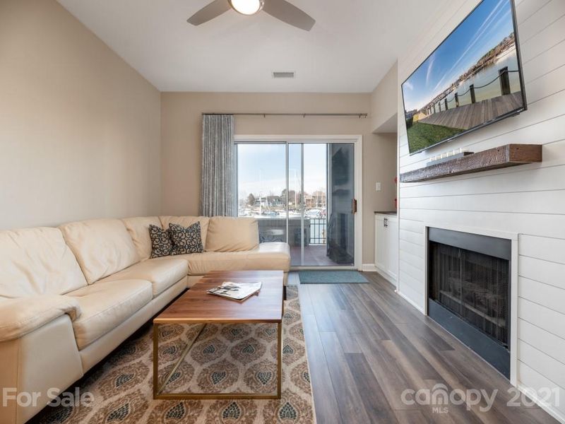 18775 Vineyard Point Ln #10, Cornelius, NC 28031