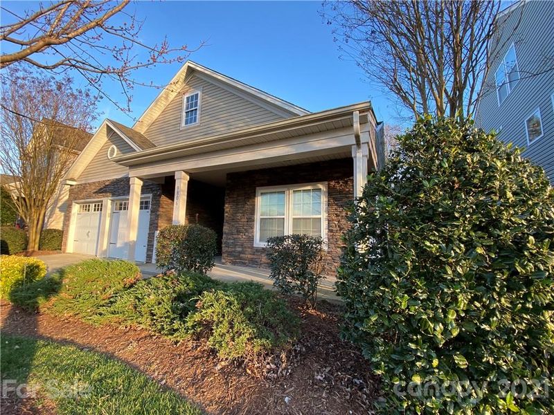 9806 Fernspray Rd, Charlotte, NC 28215