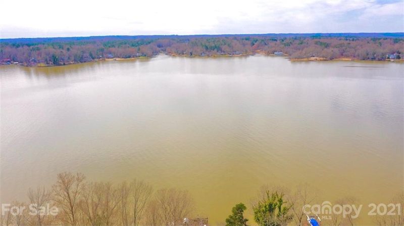 3040 Point Clear Dr, Tega Cay, SC 29708