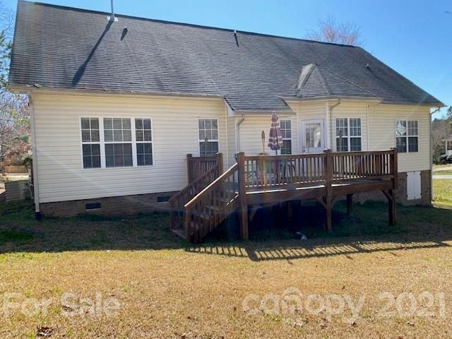 6018 Hemlock Dr, Indian Trail, NC 28079