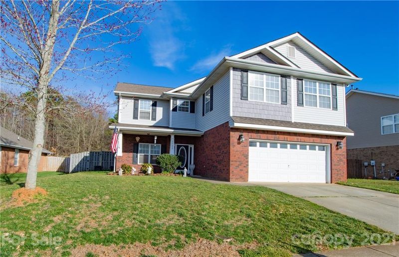 1702 Woods Ln, Denver, NC 28037