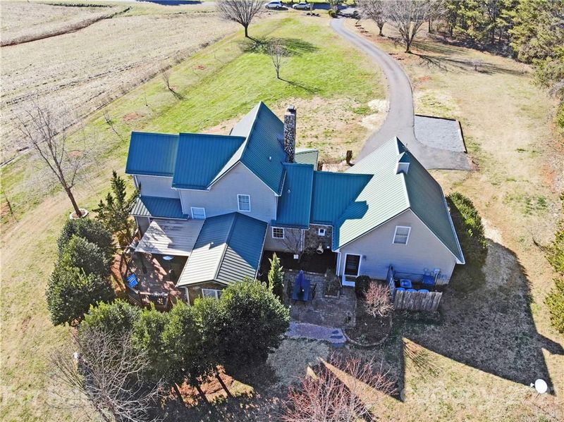 2370 Ralph L Rd, Hickory, NC 28602