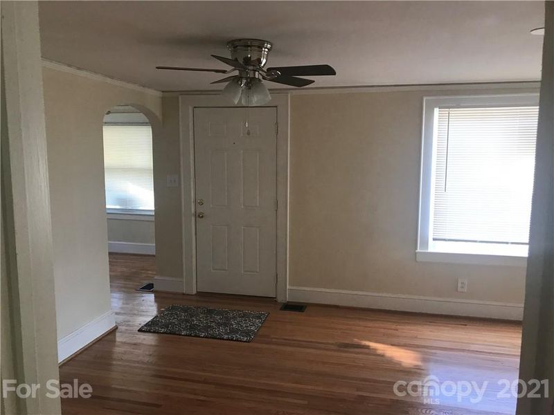 2108 St John St, Charlotte, NC 28216
