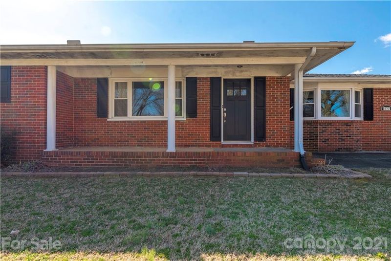 122 Celeste Eufola Rd, Statesville, NC 28677