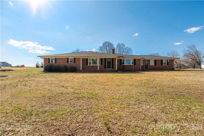 122 Celeste Eufola Rd, Statesville, NC 28677
