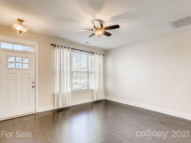 3156 Moss Ln, Charlotte, NC 28206