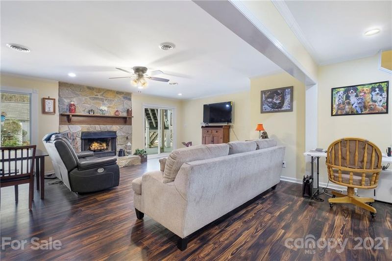 1905 Tara Trl, Lancaster, SC 29720