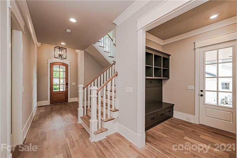3018 Sunset Dr, Charlotte, NC 28209