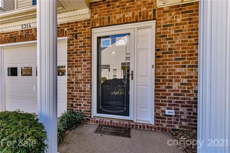 5314 Johnston Mill Ct, Charlotte, NC 28269