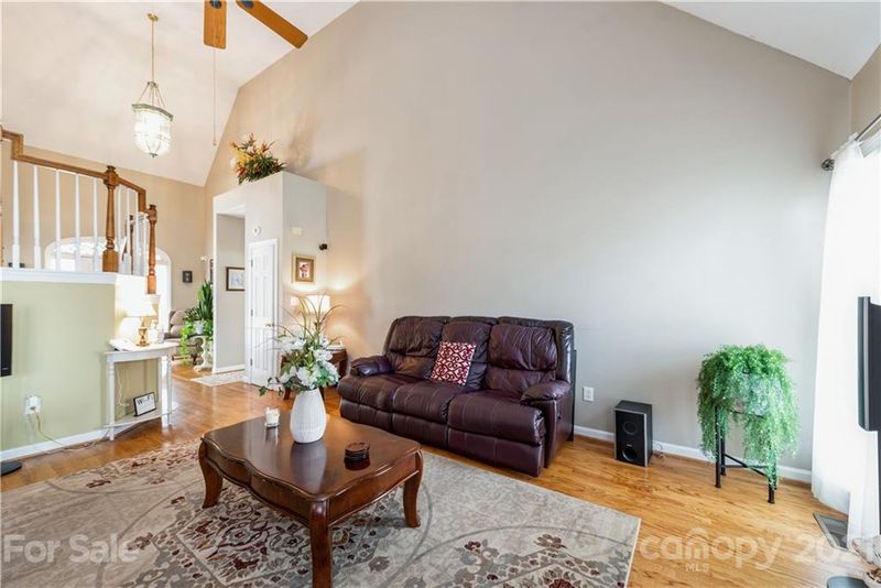 1133 SE Setter Ln SE, Concord, NC 28025