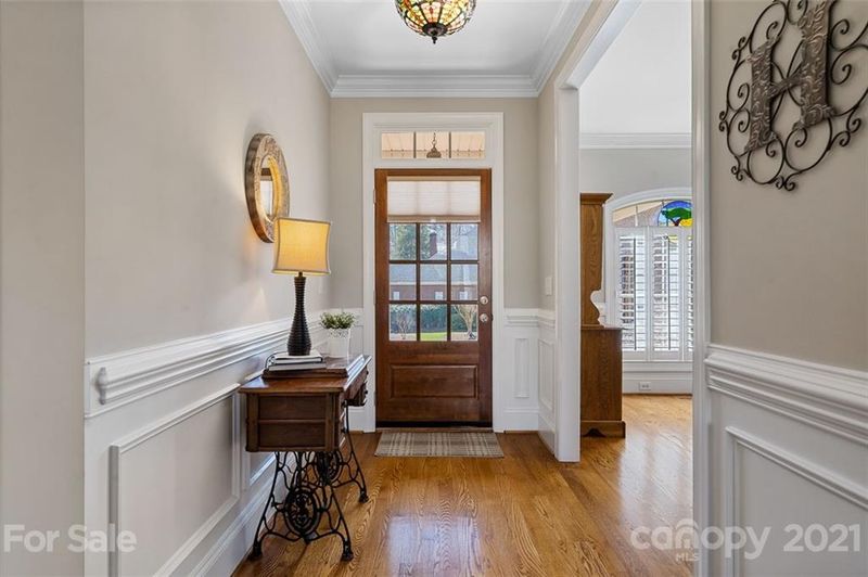 216 Limerick Dr, Matthews, NC 28104