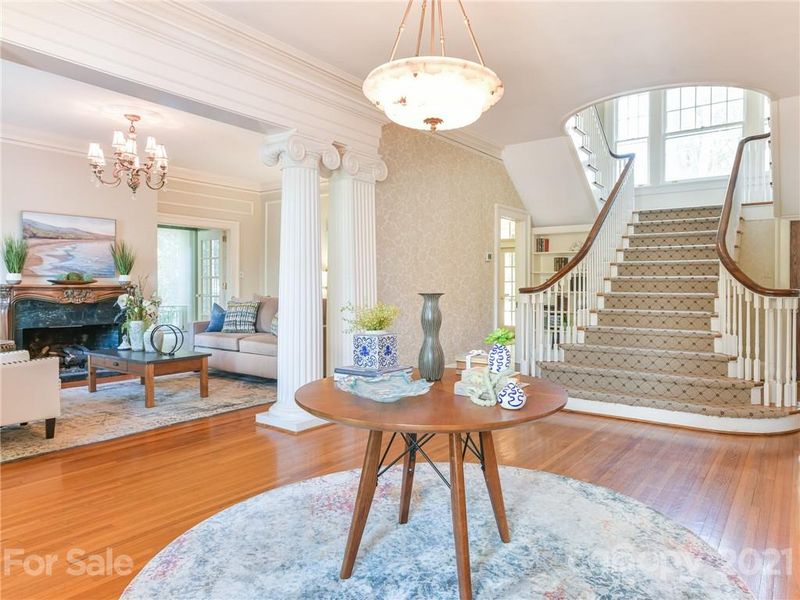 1133 Queens Rd, Charlotte, NC 28207