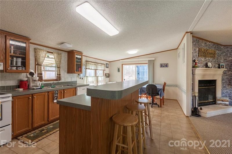 4267 Old Catawba Rd, Claremont, NC 28610