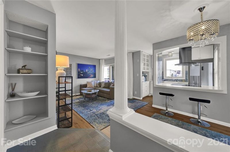 1101 E Morehead St #35, Charlotte, NC 28204