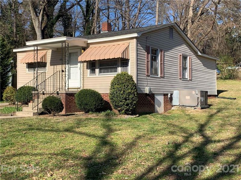 582 Gibson Dr NW, Concord, NC 28025