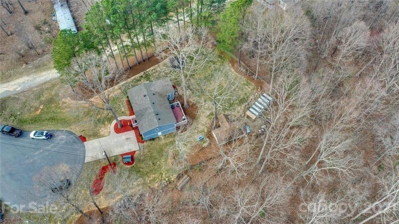 150 Fox Trail Dr, Mount Holly, NC 28120