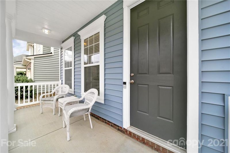 9413 Ridgeforest Dr, Charlotte, NC 28277