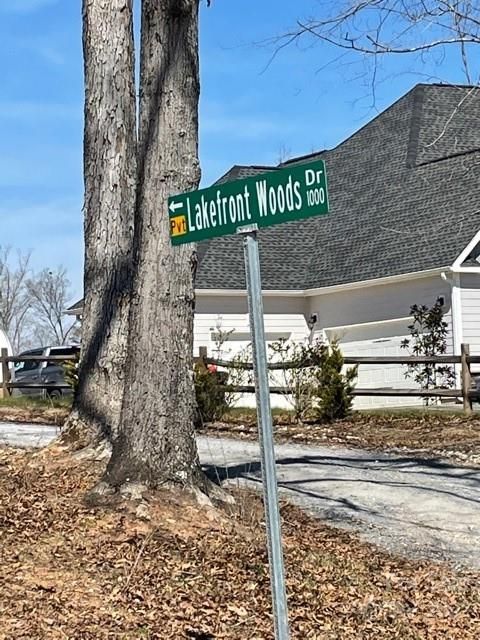 1042 Lakefront Dr #13, Belmont, NC 28012