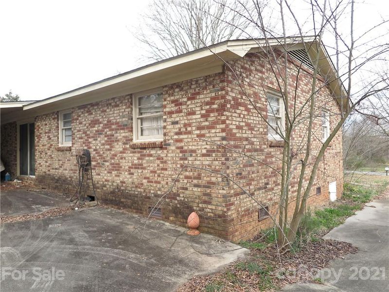 117 Wright Cir, Cherryville, NC 28021
