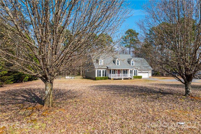 4020 Herman Sipe Rd, Conover, NC 28613
