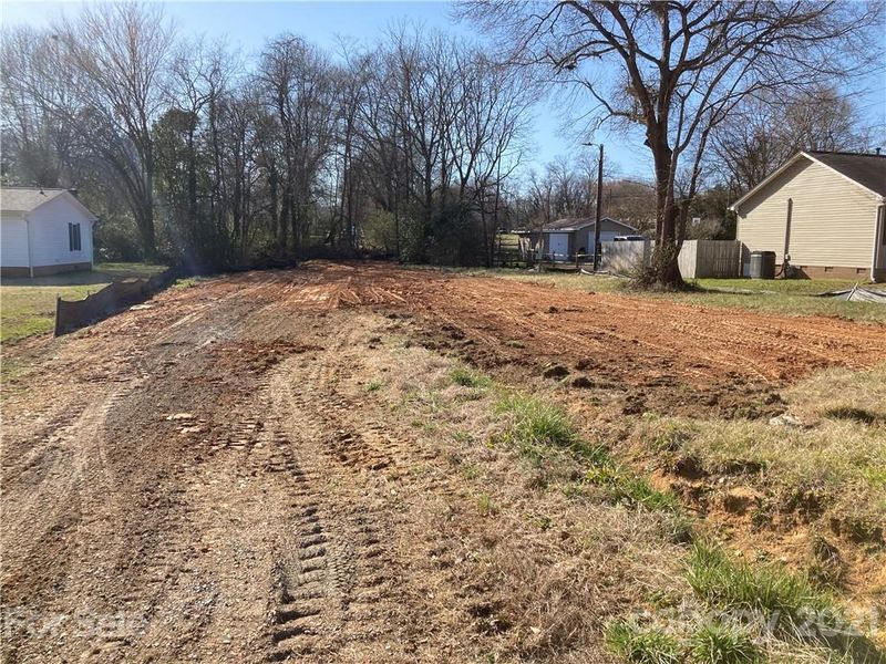 202 Howard St, Mount Holly, NC 28120
