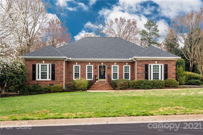 4717 Myers Ln, Harrisburg, NC 28075