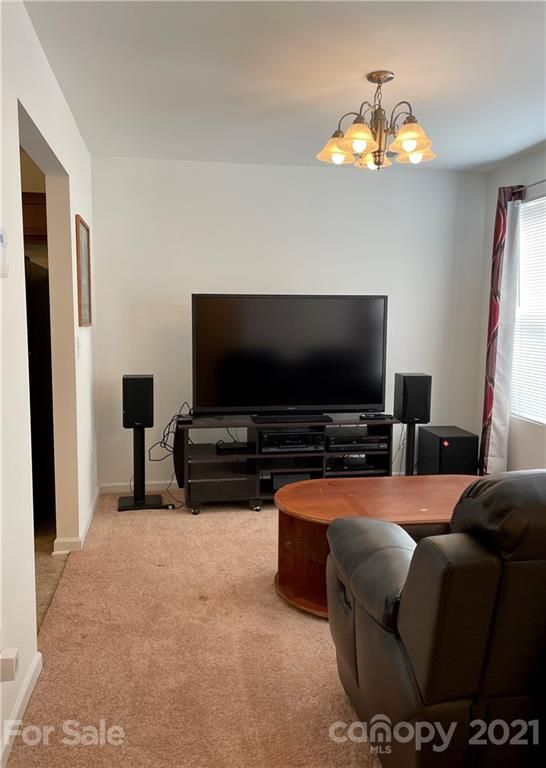 1985 Quill Ct, Kannapolis, NC 28083