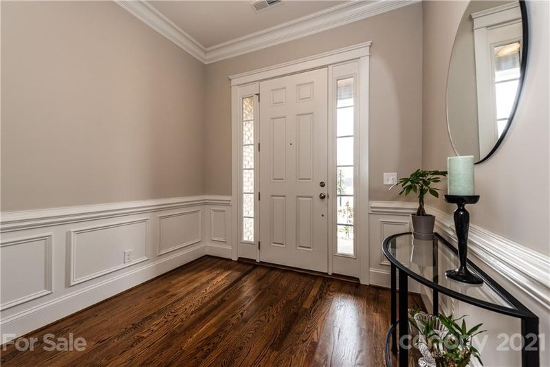 6719 Fairway Row Ln, Charlotte, NC 28277
