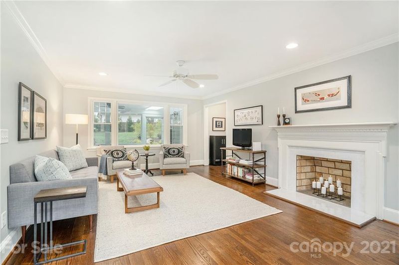 4910 Addison Dr, Charlotte, NC 28211