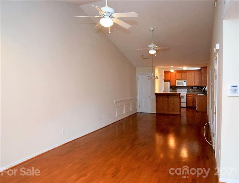 5001 Roseboro Ct #C, Lowell, NC 28098
