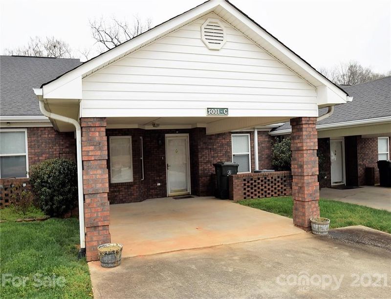 5001 Roseboro Ct #C, Lowell, NC 28098