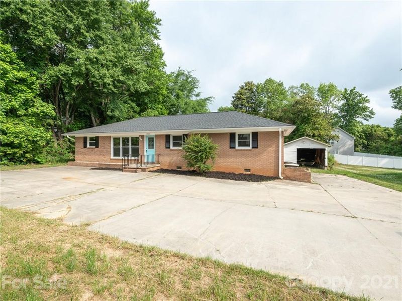 1519 Lane St, Kannapolis, NC 28083