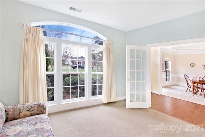 6819 Heath Glen Dr, Mint Hill, NC 28227