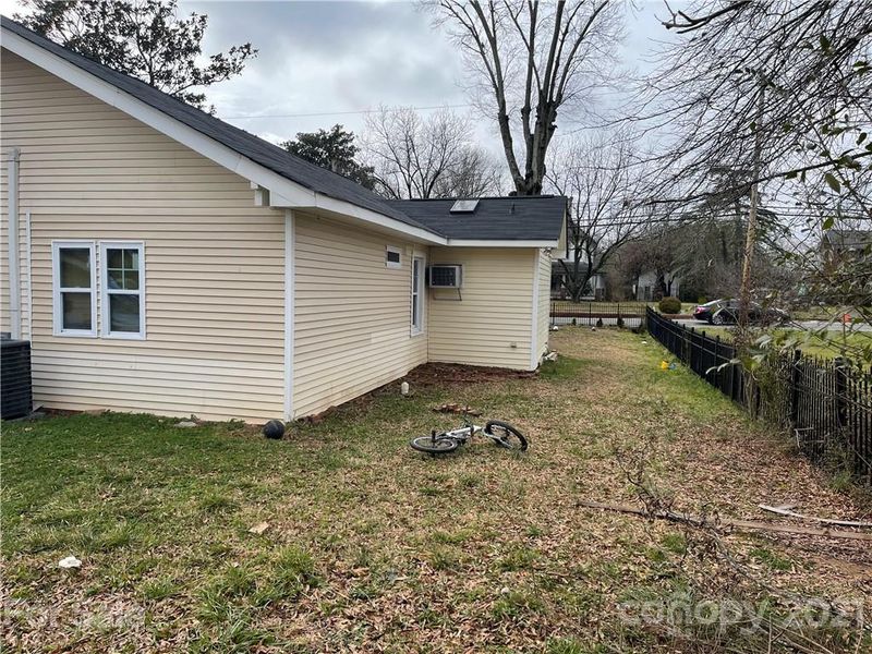 1108 Concord Ave, Monroe, NC 28110
